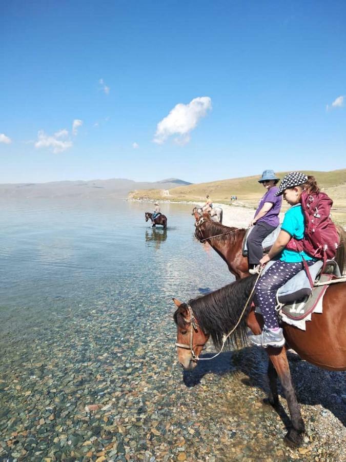 Horseback Holiday At Kyzart Village Dzhangyaryk Екстериор снимка